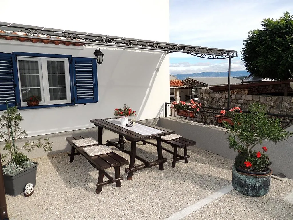 Apartment Celebrini Malinska Kroatien