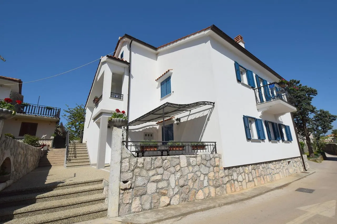 Apartment Celebrini Malinska